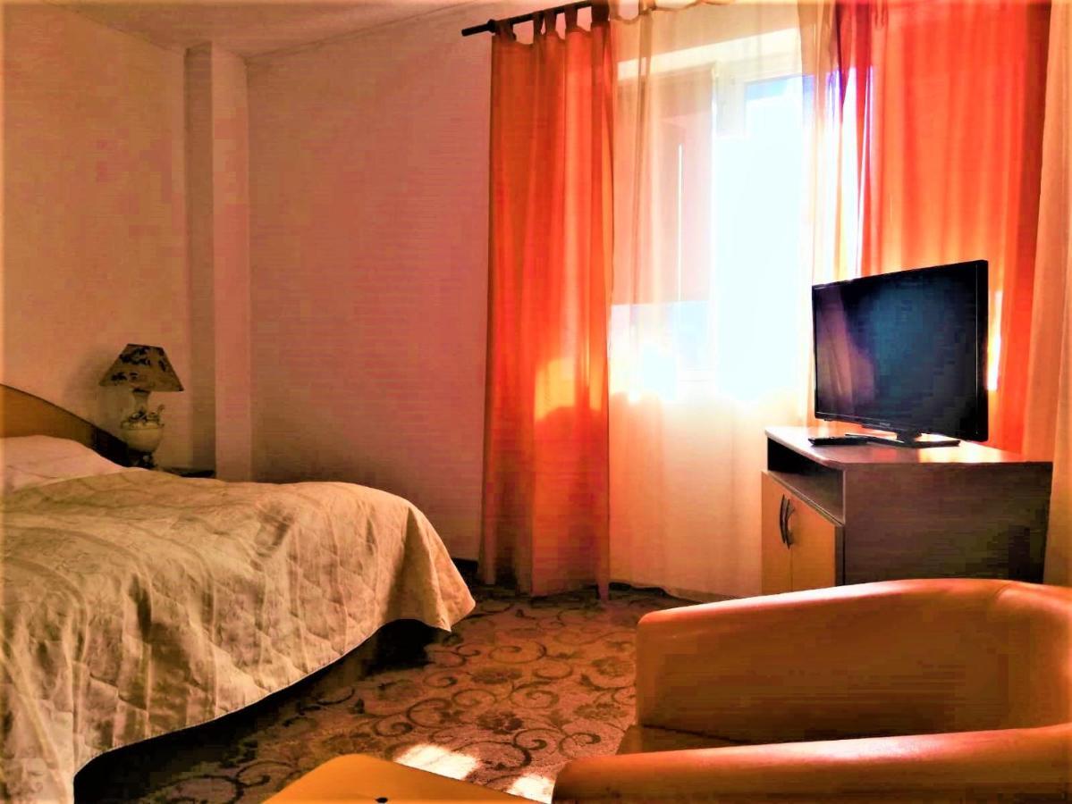 Hotel Dolce Far Niente Brasov Luaran gambar